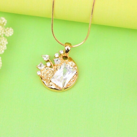 "Elegant Round Rose Gold Pendant with Sparkling Crystal Accents, XPPT1284 - Picture 3 of 12